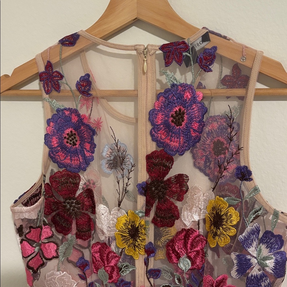 Boston Proper Embroidered Floral Midi Dress Size 2 - Picture 10 of 13